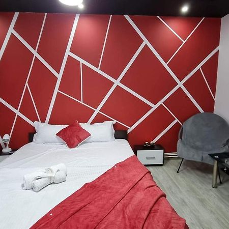 Studio Vale Appartement Hunedoara Buitenkant foto